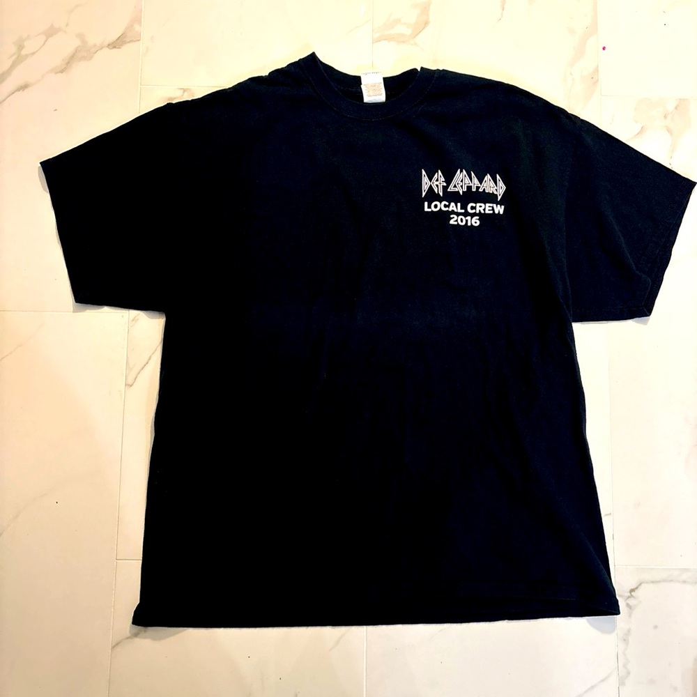 2016 Def Leppard Local Crew Shirt, Size XL